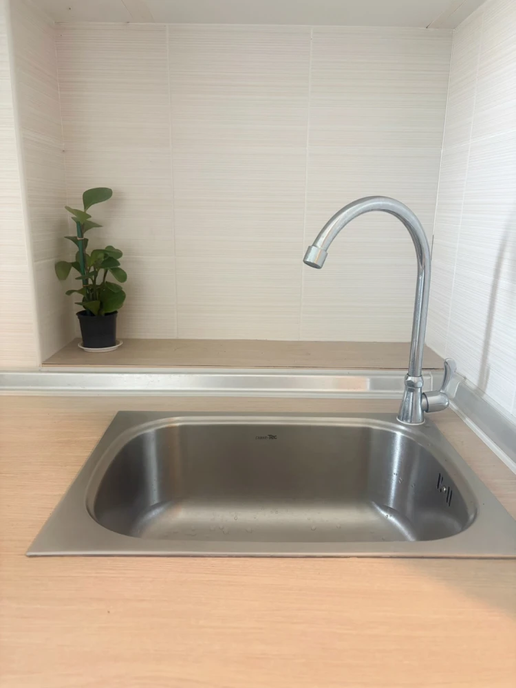 For rent: Lumpini Place Suksawat - Rama 2, high floor unit, fully furnished, affordable price. Book now!