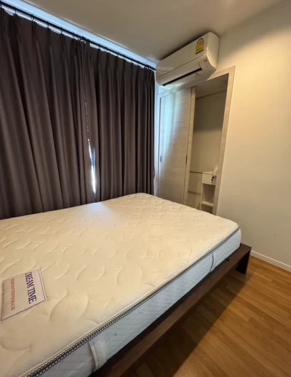 For rent: Lumpini Place Suksawat - Rama 2. Ready to move in, fully furnished, affordable price. High floor, river view. Don't miss out, book now!