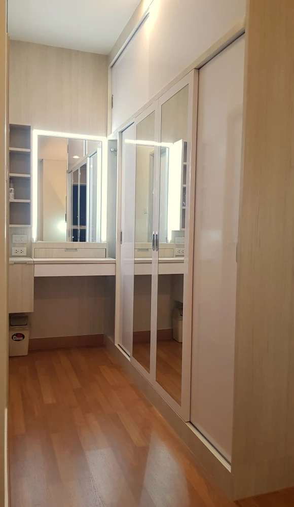 For rent: Lumpini Place Taopoon - Interchange, 25th floor. Nice, fully furnished unit. Book now!