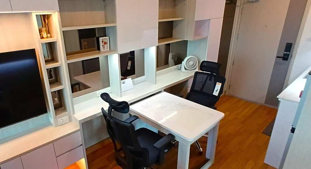 For rent: Lumpini Place Taopoon - Interchange, 25th floor. Nice, fully furnished unit. Book now!