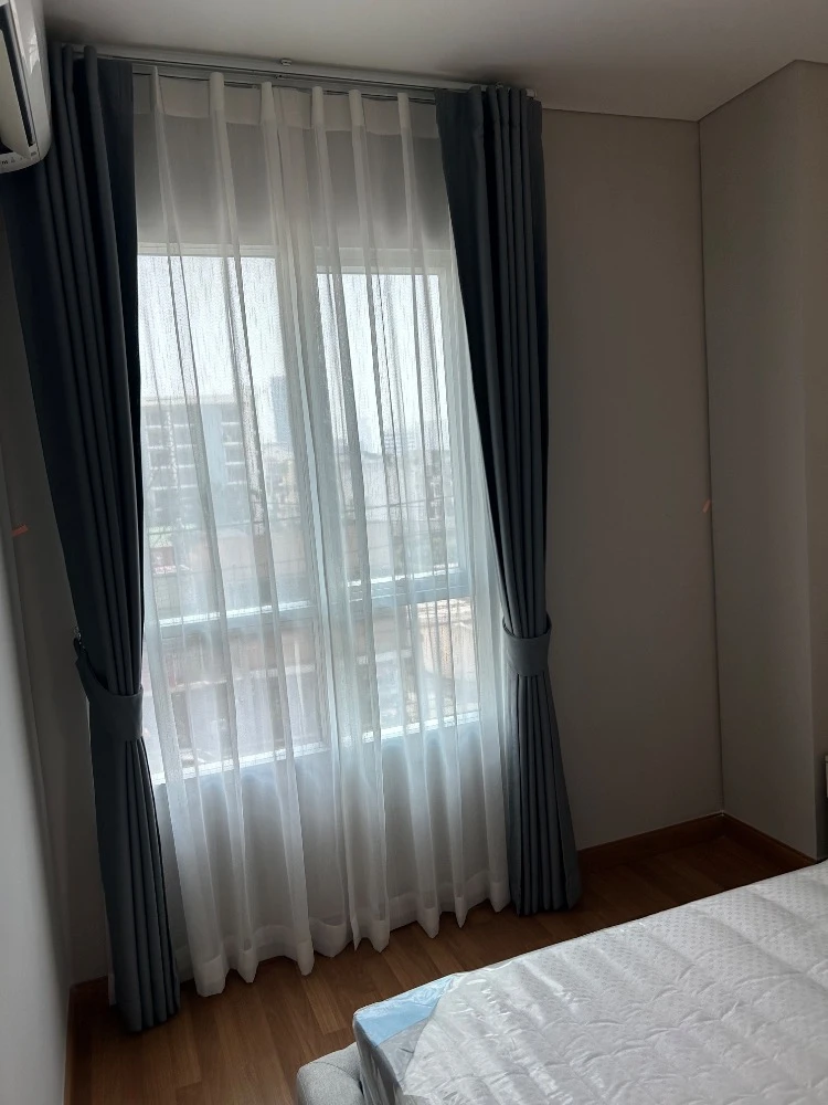 For rent: Lumpini Place Taopoon - Interchange, 5th floor, fully furnished room, just bring your bags and move in. Reserve now!