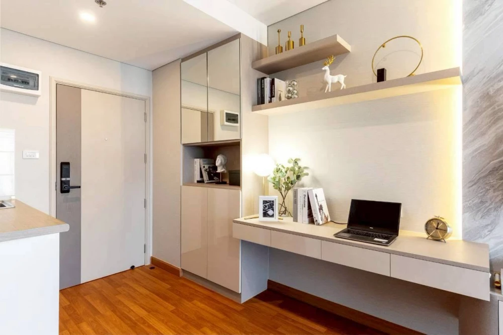 For rent: Lumpini Place Taopoon Interchange, fully furnished unit with complete amenities. Great value! Book now, don't miss out!