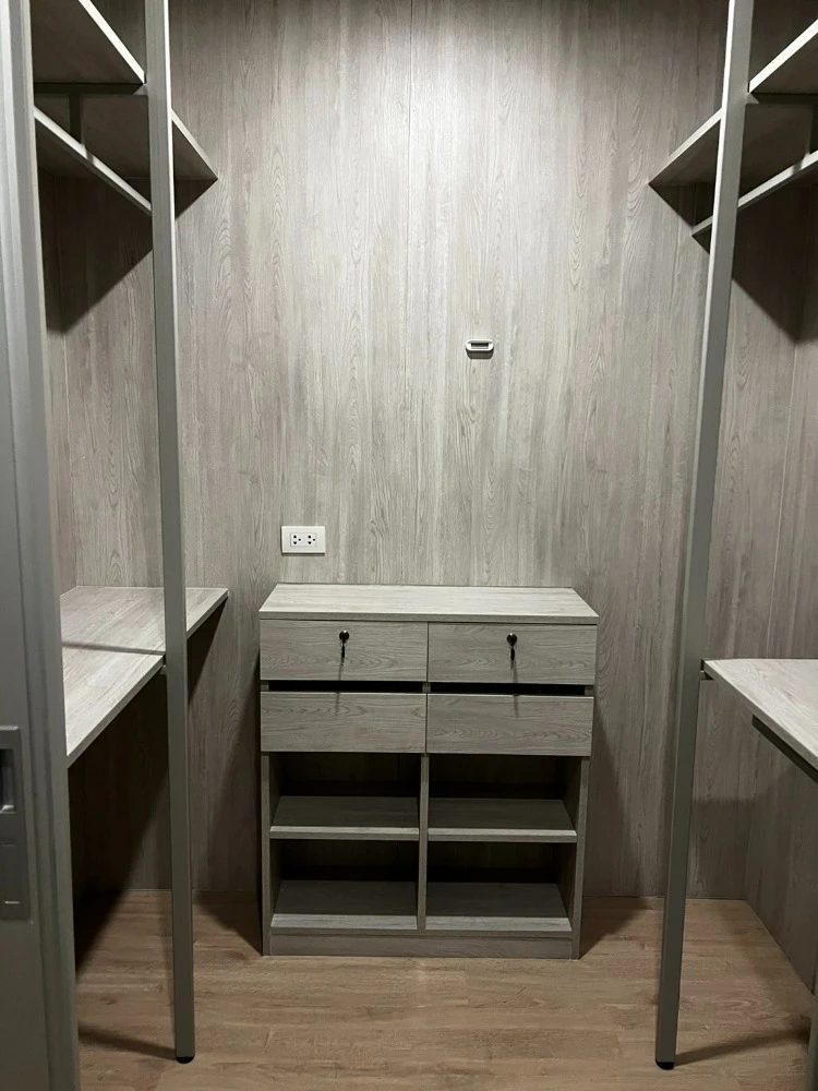 For rent: Lumpini Selected Sutthisan-Saphankwai, 17th floor, nice view room, fully furnished, ready to move in, book now.