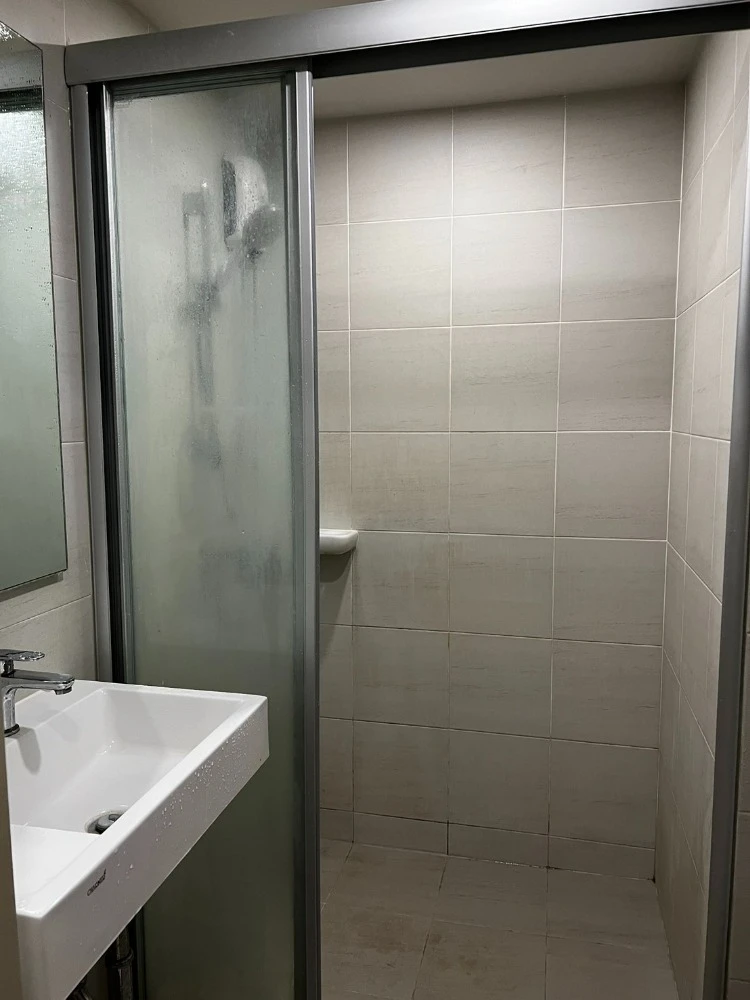 For rent: Lumpini Selected Sutthisan-Saphankwai, 17th floor, nice view room, fully furnished, ready to move in, book now.