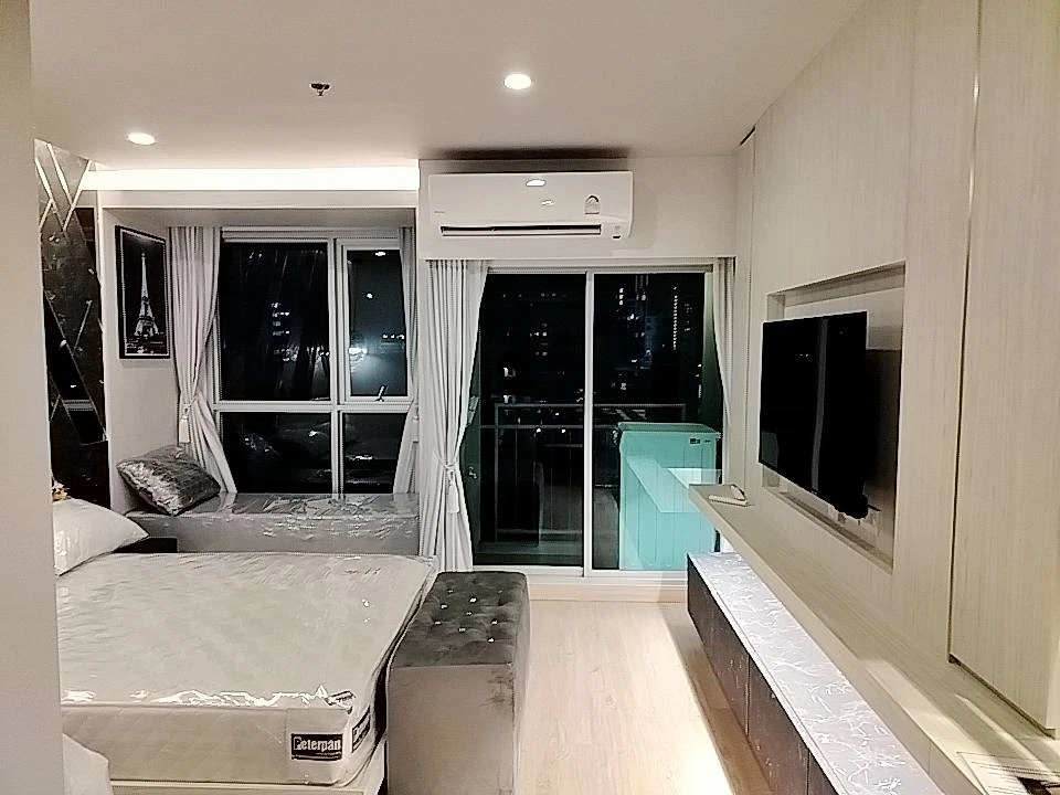 For rent: Lumpini Selected Sutthisan-Saphankwai, 7th floor, fully furnished, very livable. Book now!