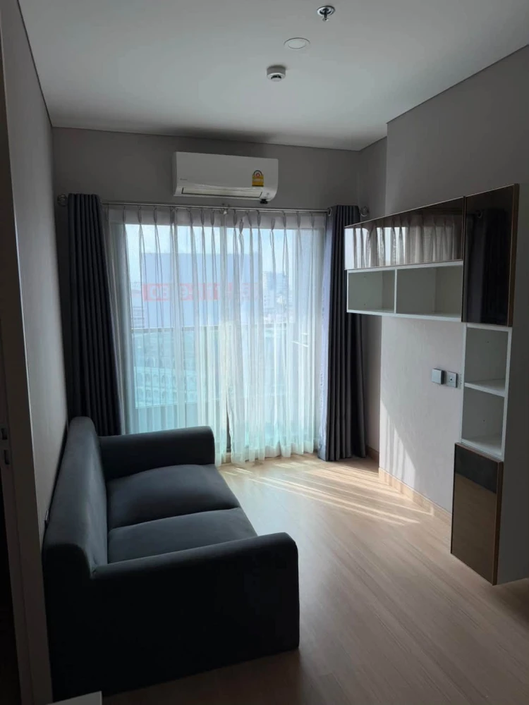 For rent: Lumpini Suite Dindaeng-Ratchaprarop, 1 bedroom, 1 bathroom, in a great location, fully furnished. Book now!