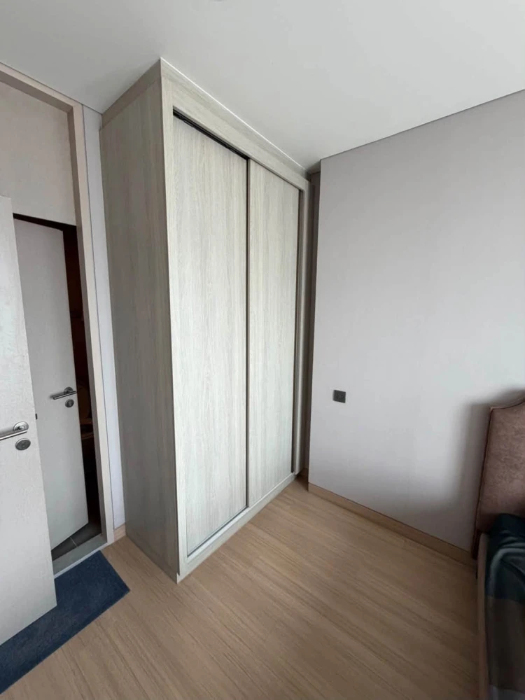 For rent: Lumpini Suite Dindaeng-Ratchaprarop, 1 bedroom, 1 bathroom, in a great location, fully furnished. Book now!