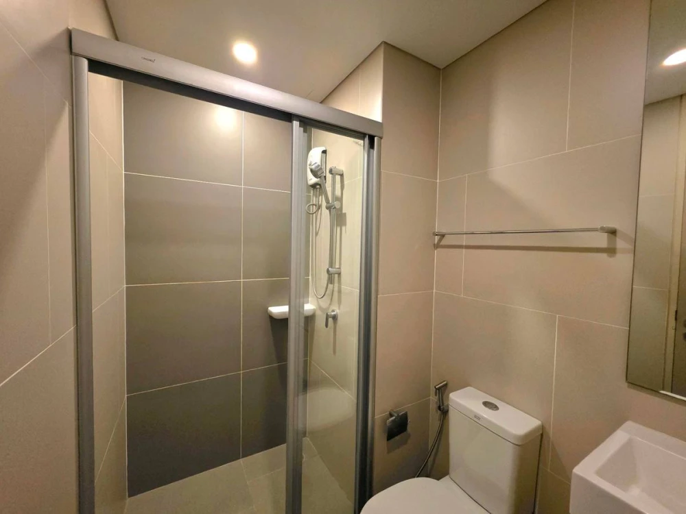 ให้เช่า Lumpini Suite Dindaeng-Ratchaprarop พร้อมเข้าอยู่ 1 ห้องนอน 1 ห้องรับแขก 1 ห้องน้ำ ตกแต่งอย่างดี จองเลย