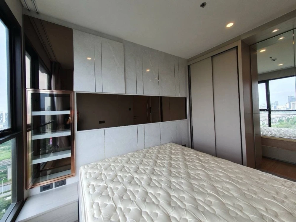 For rent: Lumpini Suite Phetchaburi-Makkasan, 23rd floor, fully furnished, ready to move in, reserve now.