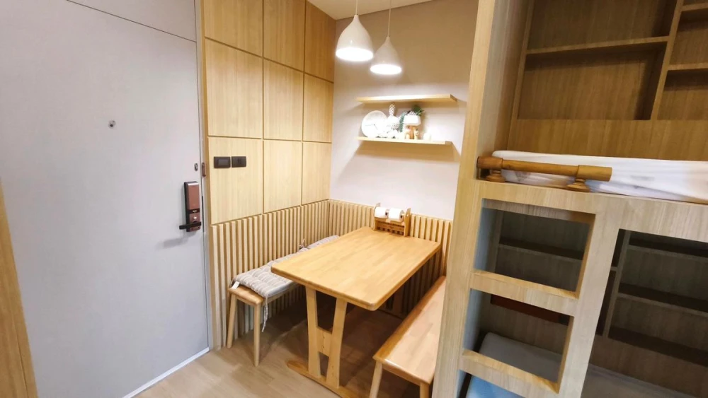 For rent: Lumpini Suite Phetchaburi-Makkasan, 24th floor, nice room, fully furnished, reserve now!