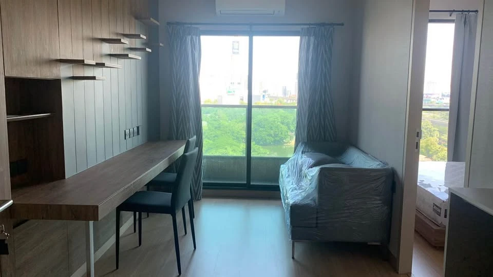 Lumpini suite Phetchaburi-Makkasan for rent, fully furnished with built-in furniture, complete amenities, book now!