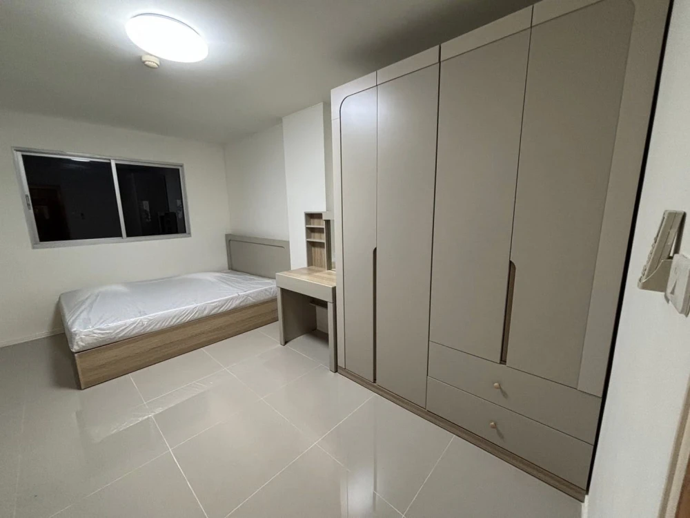 For rent: Lumpini Township Rangsit - Klong 1, fully furnished apartment, ready to move in, affordable price. Book now!