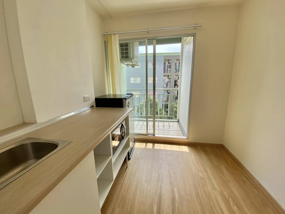 For rent: Lumpini Township Rangsit Klong 1, 1 bedroom, 1 bathroom, built-in furniture. Don't miss out!