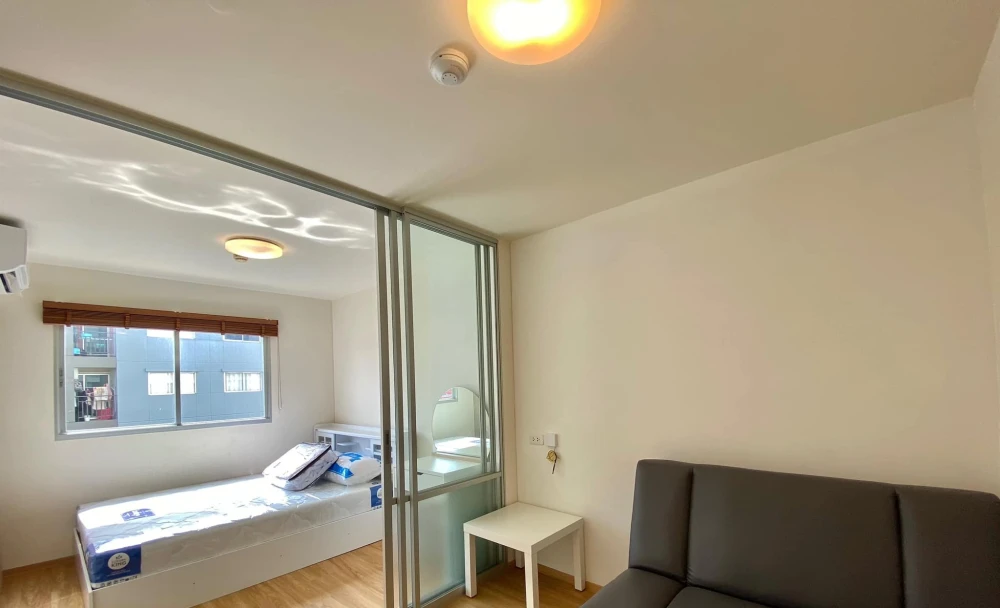 For rent: Lumpini Township Rangsit Klong 1, 1 bedroom, 1 bathroom, built-in furniture. Don't miss out!