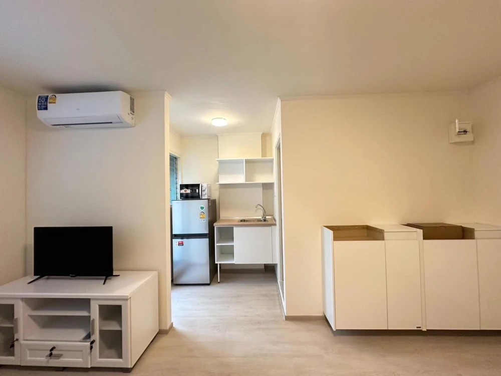 For rent: Lumpini Township Rangsit Klong 1, 2 bedrooms, spacious living area, fully furnished. Book now!