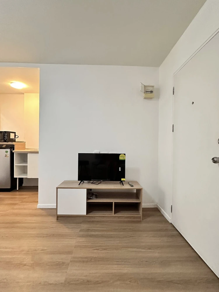For rent: Lumpini Township Rangsit Klong 1, 2nd floor, fully furnished. Book now!