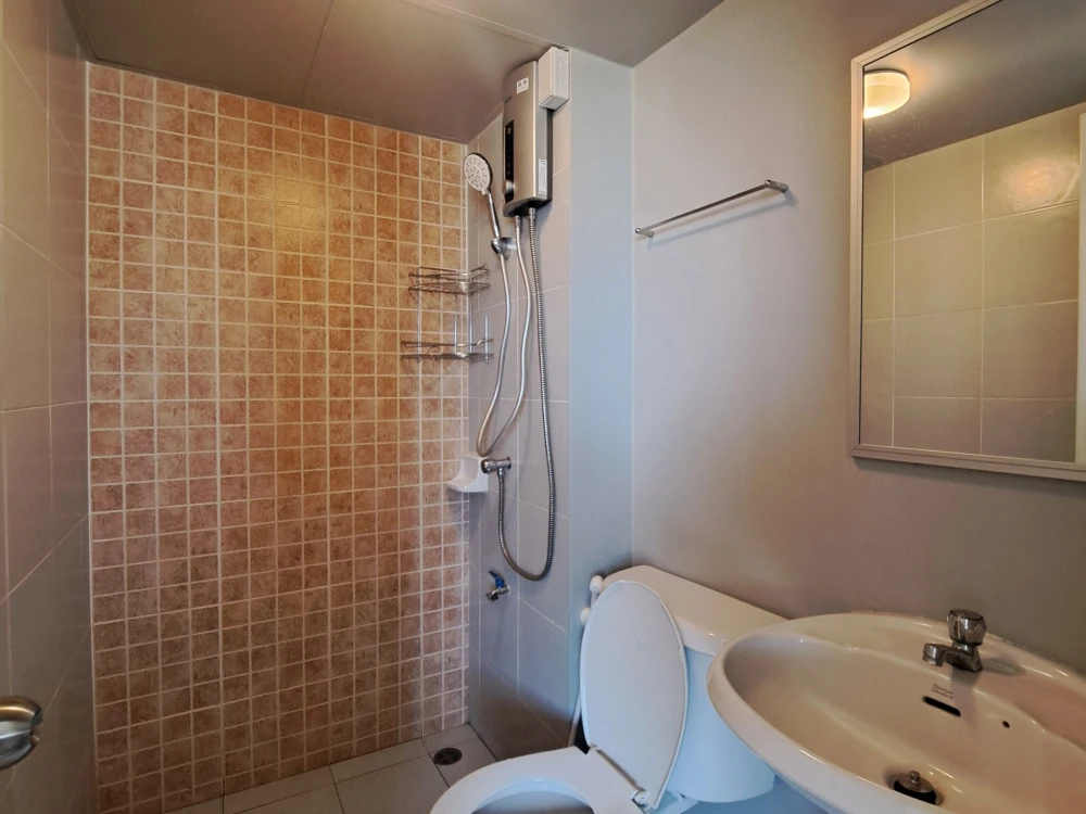 For rent: Lumpini Township Rangsit Klong 1, 2nd floor, garden view, fully furnished, reserve now!