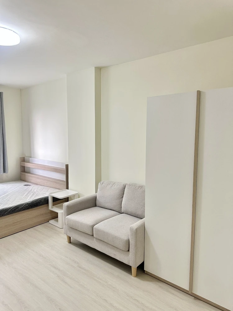 For rent: Lumpini Township Rangsit Klong 1, 3rd floor, nice room, fully furnished, reserve now.
