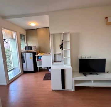 For rent: Lumpini Township Rangsit Klong 1, 3rd floor, nice room. Book now! (Urgent!)
