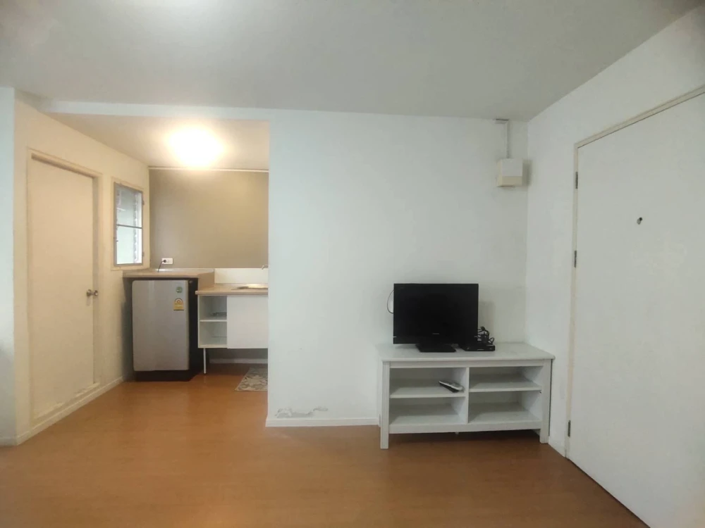 For rent: Lumpini Township Rangsit Klong 1, 3rd floor, fully furnished, nice room, reserve now, hurry!