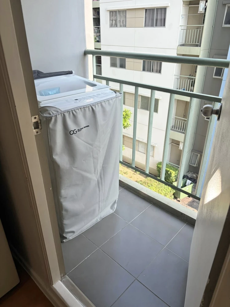 For rent: Lumpini Township Rangsit Klong 1, 4th floor, corner unit, fully furnished, ready to move in. Book now!