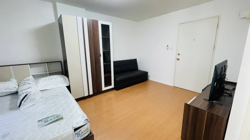 For rent: Lumpini Township Rangsit Klong 1, 4th floor, fully furnished, nice to live in. Reserve now, don't miss out.