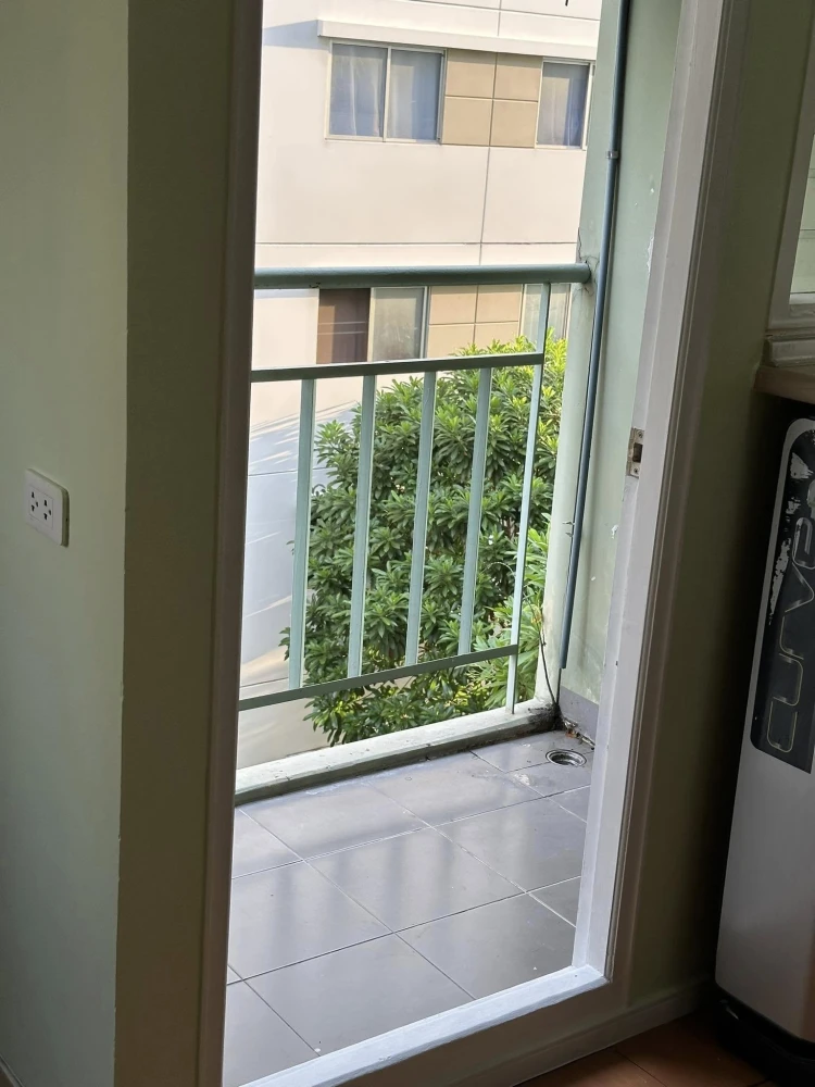 For rent: Lumpini Township Rangsit Klong 1, 4th floor, fully furnished, nice to live in, reserve now, don't wait.