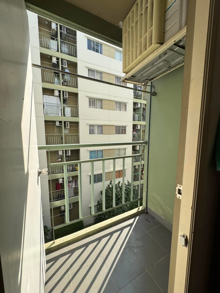 For rent: Lumpini Township Rangsit Klong 1, 4th floor, fully furnished, ready to move in. Book now! (Urgent!)