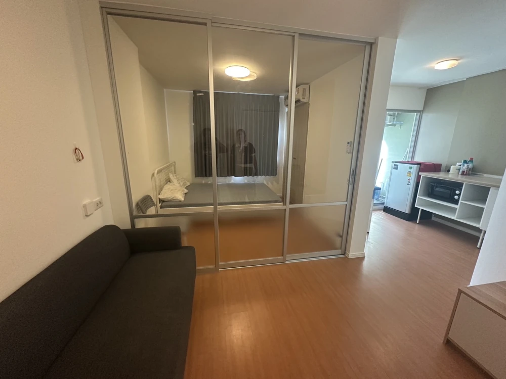 For rent: Lumpini Township Rangsit Klong 1, 5th floor, separated rooms, fully furnished, reserve now.