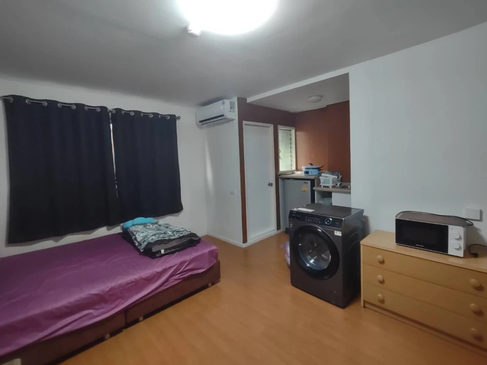 For rent: Lumpini Township Rangsit Klong 1, 5th floor, fully furnished, very livable. Book now!