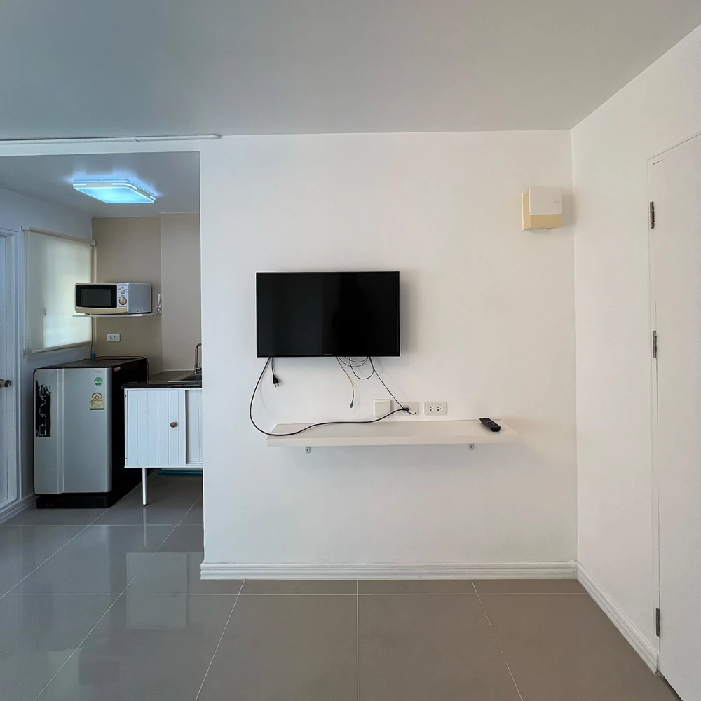 For rent: Lumpini Township Rangsit Klong 1, 6th floor, beautiful room, nice to live in, fully furnished, reserve now, hurry!