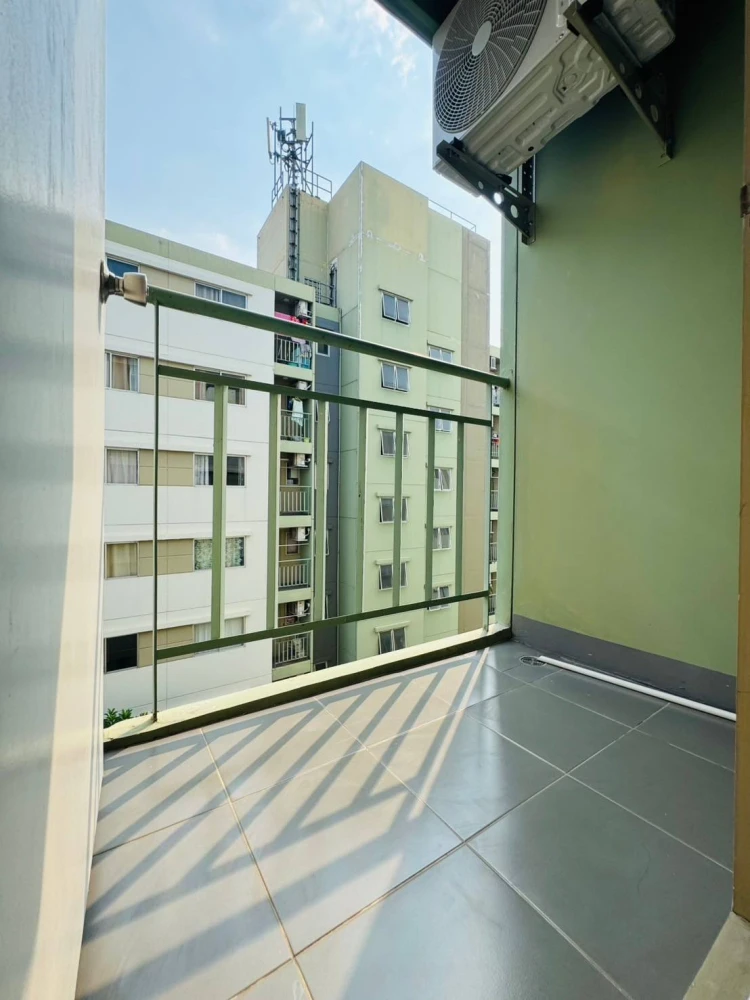 For rent: Lumpini Township Rangsit Klong 1, 6th floor, fully furnished room, nice to live in, reserve now, urgently.