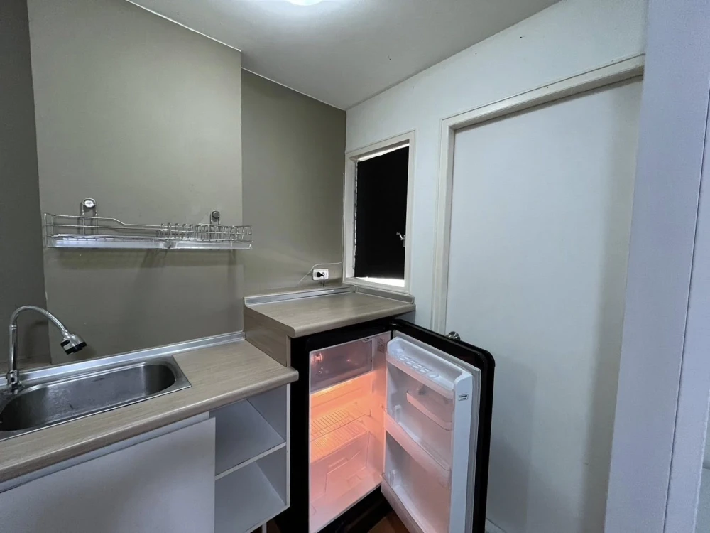 For rent Lumpini Township Rangsit Klong 1, 7th floor, corner room, fully furnished, partitioned room, reserve now.