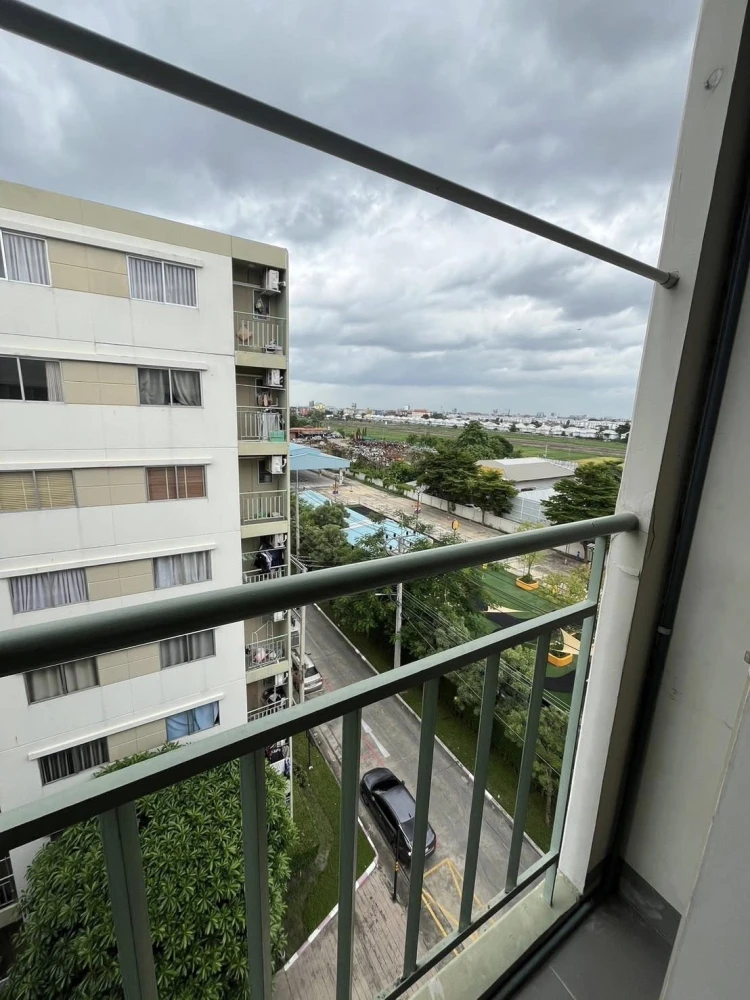 For rent Lumpini Township Rangsit Klong 1, 7th floor, corner room, fully furnished, partitioned room, reserve now.