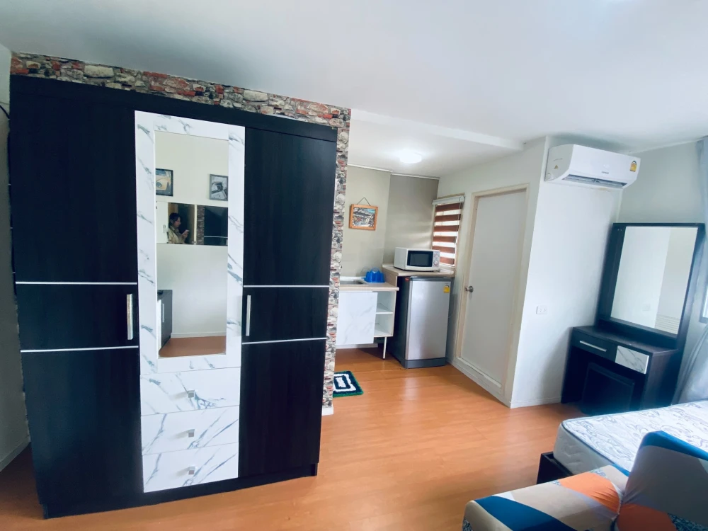 For rent: Lumpini Township Rangsit Klong 1, 7th floor, beautiful room, nice to live in, fully furnished, reserve now, don't wait.
