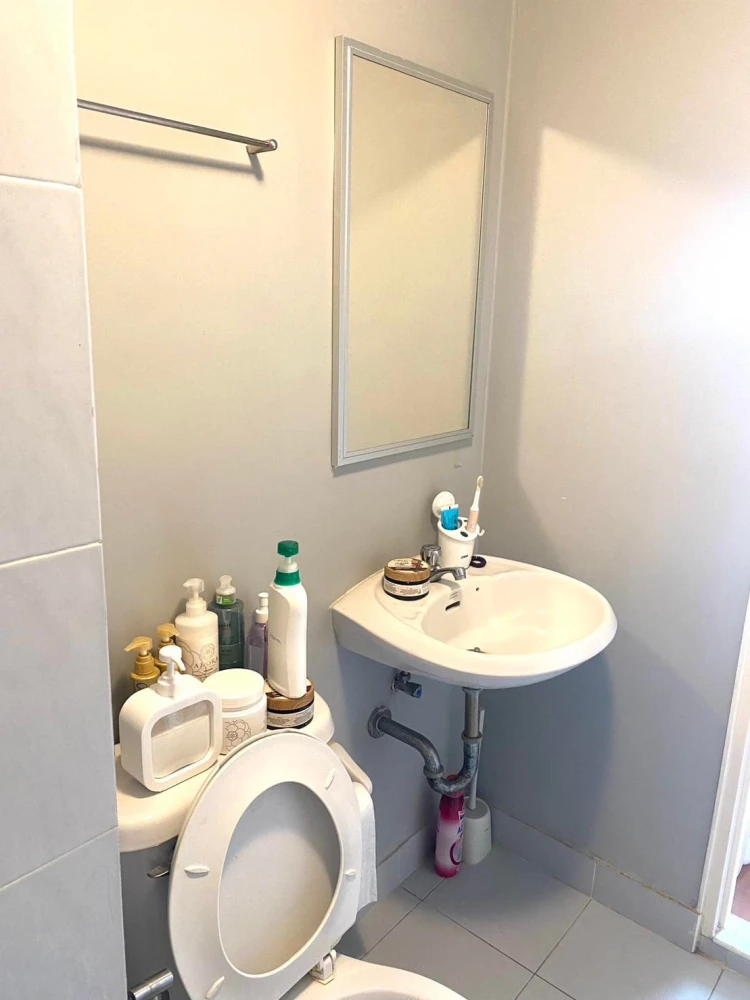 For rent: Lumpini Township Rangsit Klong 1, 7th floor, fully furnished room, ready to move in, reserve now, don't miss out.