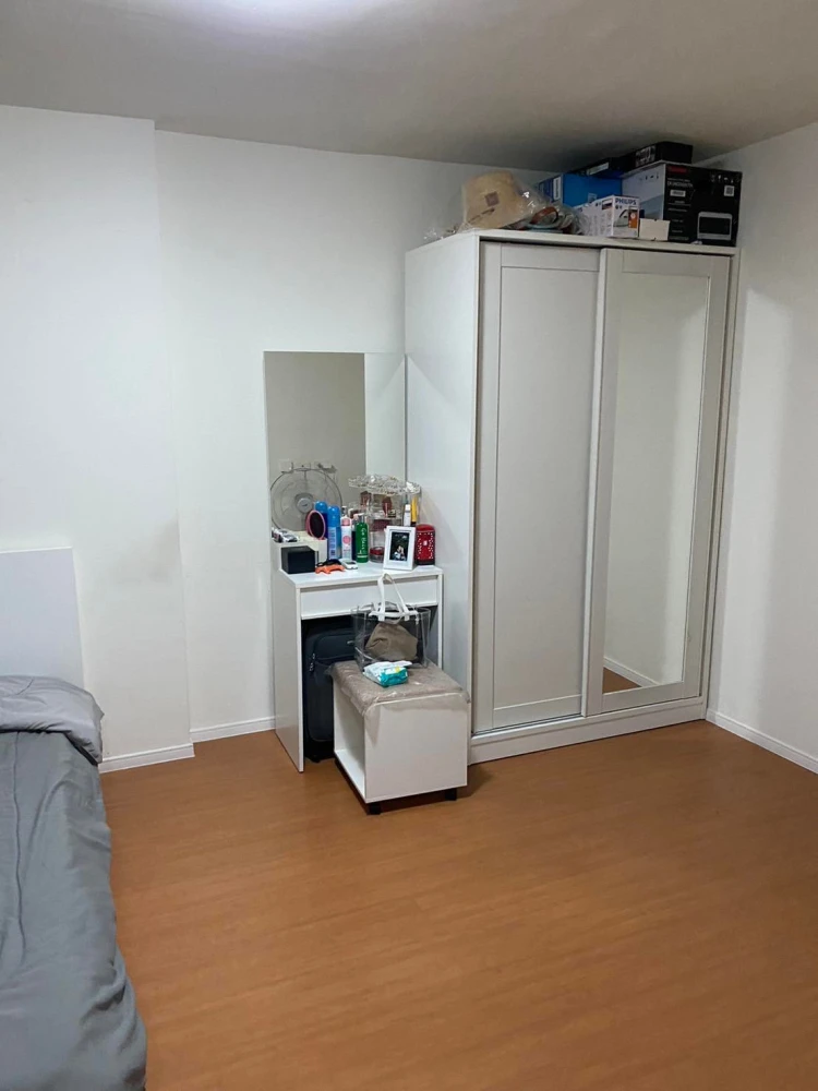 For rent: Lumpini Township Rangsit Klong 1, 7th floor, fully furnished room, ready to move in, reserve now, don't miss out.