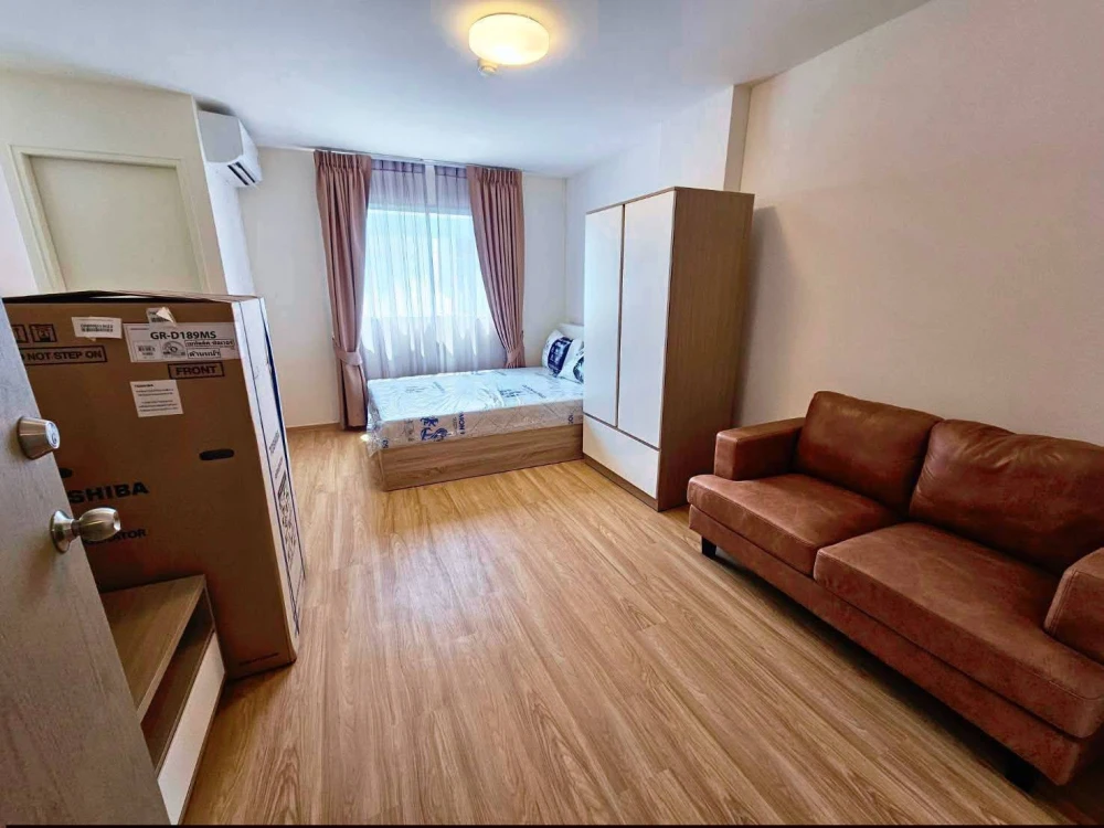 For rent: Lumpini Township Rangsit Klong 1, 8th floor, fully furnished.