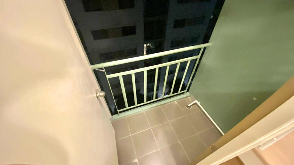 For rent: Lumpini Township Rangsit Klong 1, 8th floor, nice room, good price, reserve now, don't miss out.