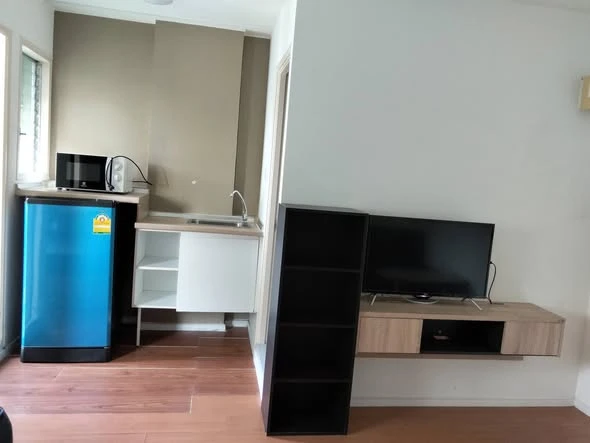 For rent: Lumpini Township Rangsit Klong 1, 8th floor, fully furnished, comfortable unit. Book now!