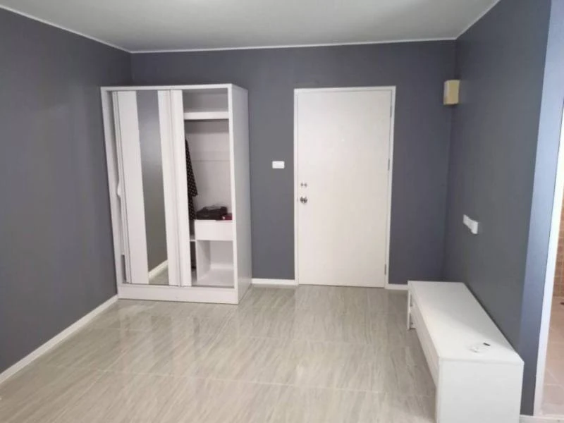 For rent: Lumpini Township Rangsit Klong 1, 8th floor, nice room, fully furnished, reserve now, don't miss out!