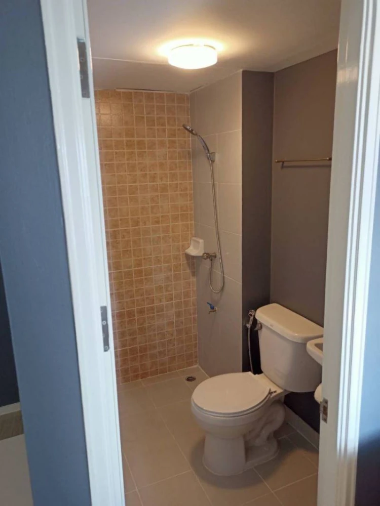 For rent: Lumpini Township Rangsit Klong 1, 8th floor, nice room, fully furnished, reserve now, don't miss out!