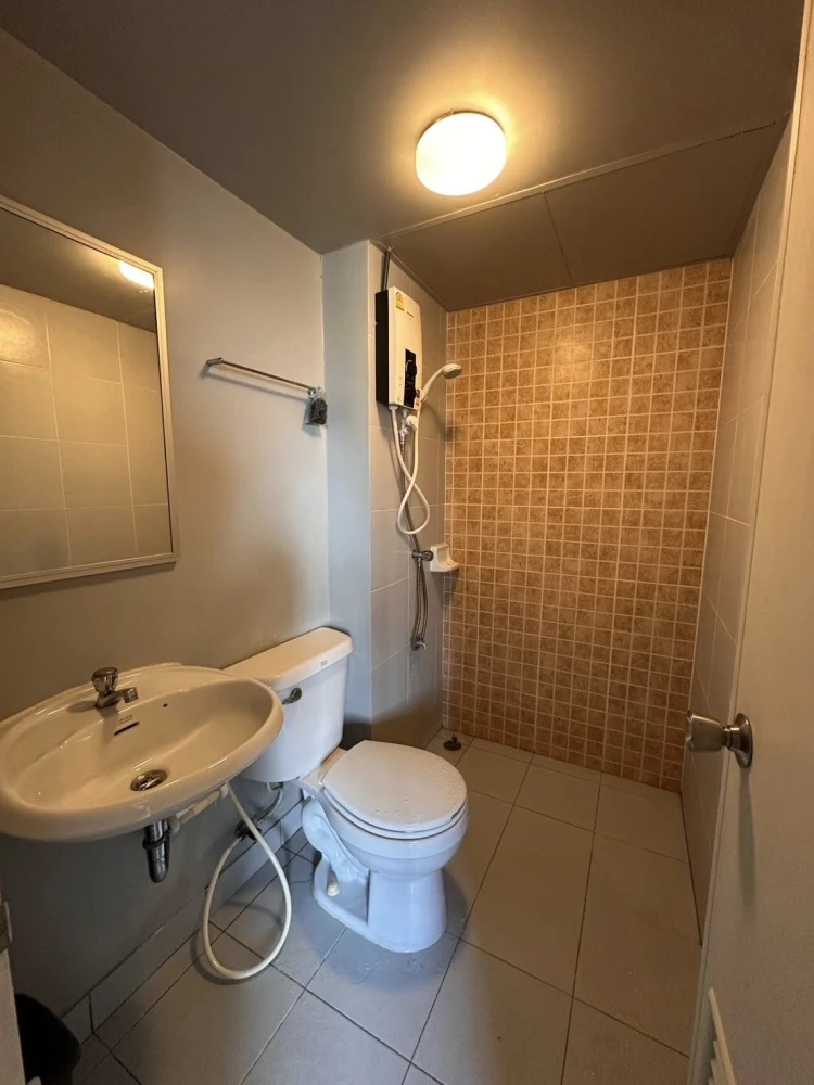 For rent: Lumpini Township Rangsit Klong 1, 8th floor, beautiful room, fully furnished, nice to live in, reserve now, hurry!