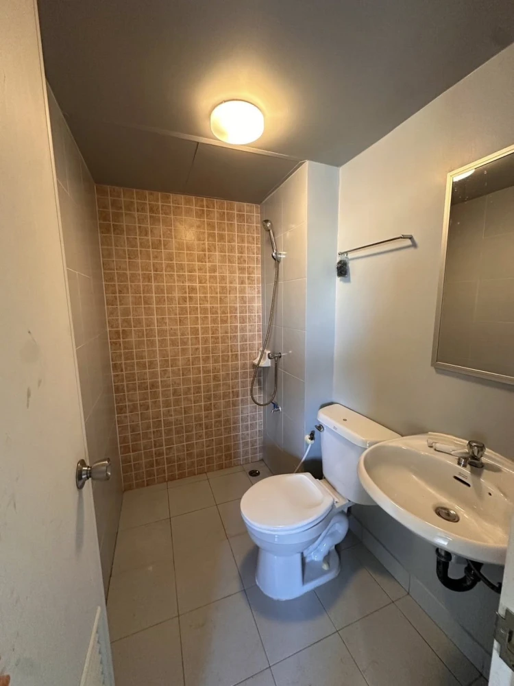 For rent: Lumpini Township Rangsit Klong 1, 8th floor, beautiful room, fully furnished, nice to live in, reserve now, hurry!