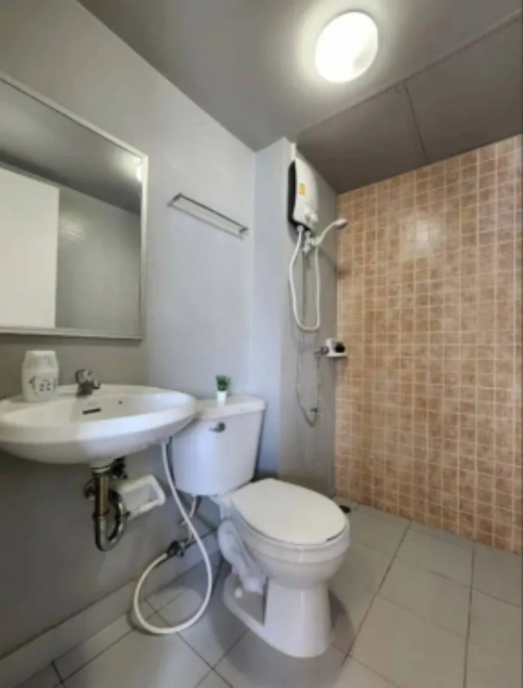 For rent: Lumpini Township Rangsit Klong 1, 8th floor, fully furnished, nice room, reserve now.
