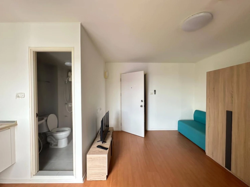 For rent: Lumpini Township Rangsit Klong 1, 8th floor, fully furnished room, nice to live in, reserve now, urgently.