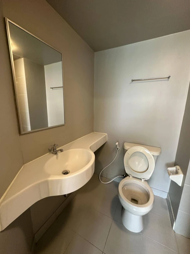 For rent Lumpini Township Rangsit Klong 1 room, divided into sections, comes with complete decorations, book now.