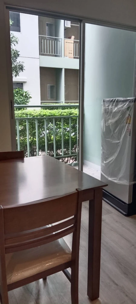 For rent: Lumpini Township Rangsit Klong 1, 1st floor room, good location, fully furnished, just bring your bags and move in.