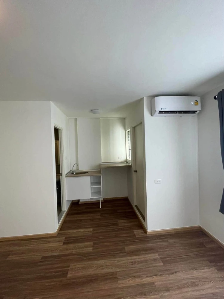 For rent: Lumpini Township Rangsit Klong 1, 3rd floor unit, fully furnished. Book now!