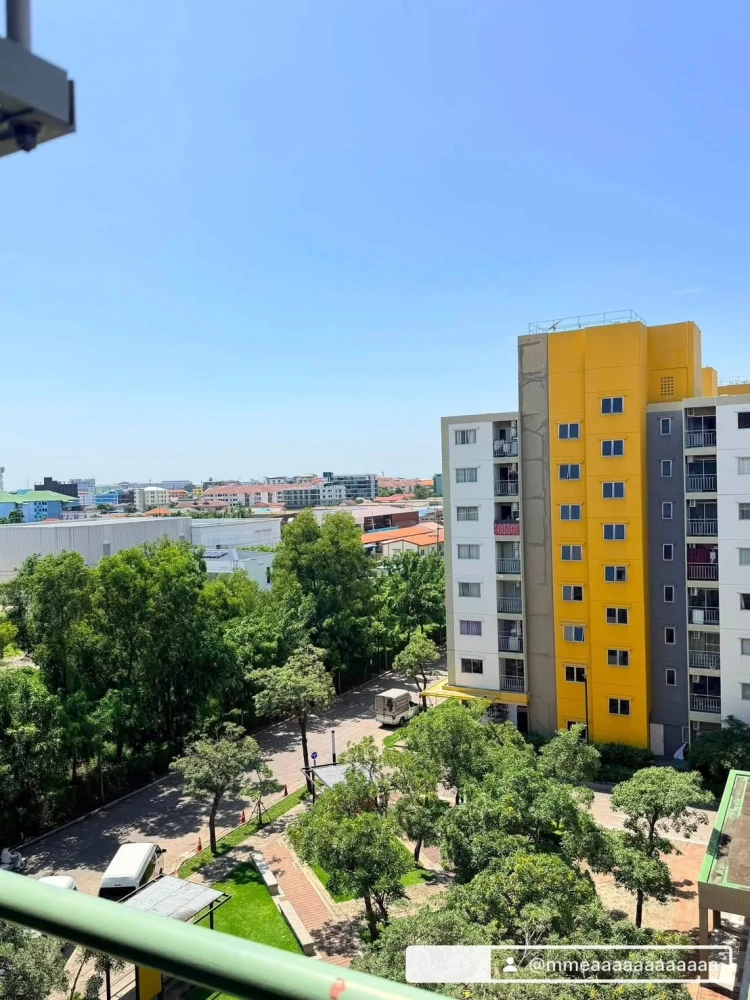 For rent: Lumpini Township Rangsit Klong 1, 7th floor unit, fully furnished. Just bring your bags and move in!